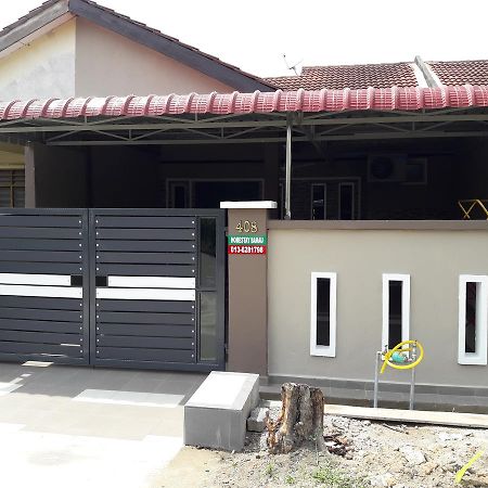 Homestay Bahau Jempol Exterior photo